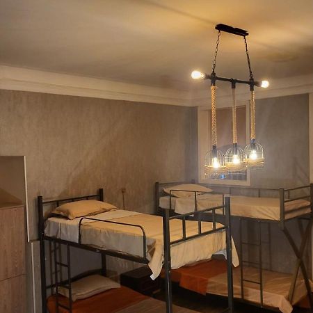 Orbeliani Hostel Тбилиси Стая снимка